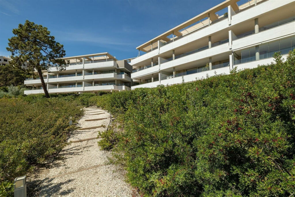 Middle Floor Apartment Los Arqueros Málaga - image 18
