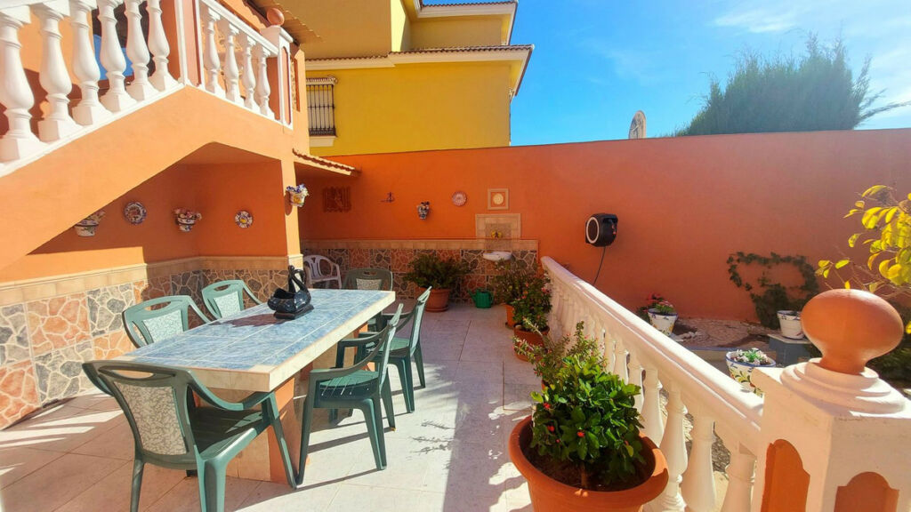 Detached Villa Puerto de la Torre Málaga - image 5