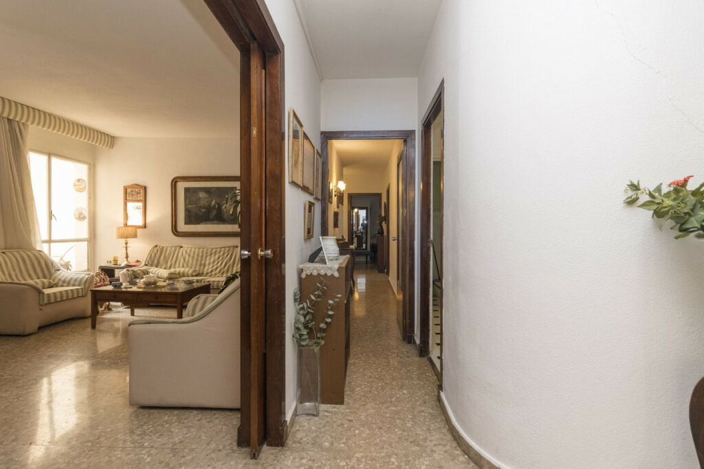 Middle Floor Apartment Málaga Málaga - image 5