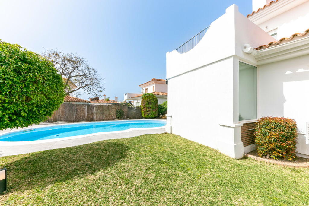 Semi-Detached House Fuengirola Málaga - image 47
