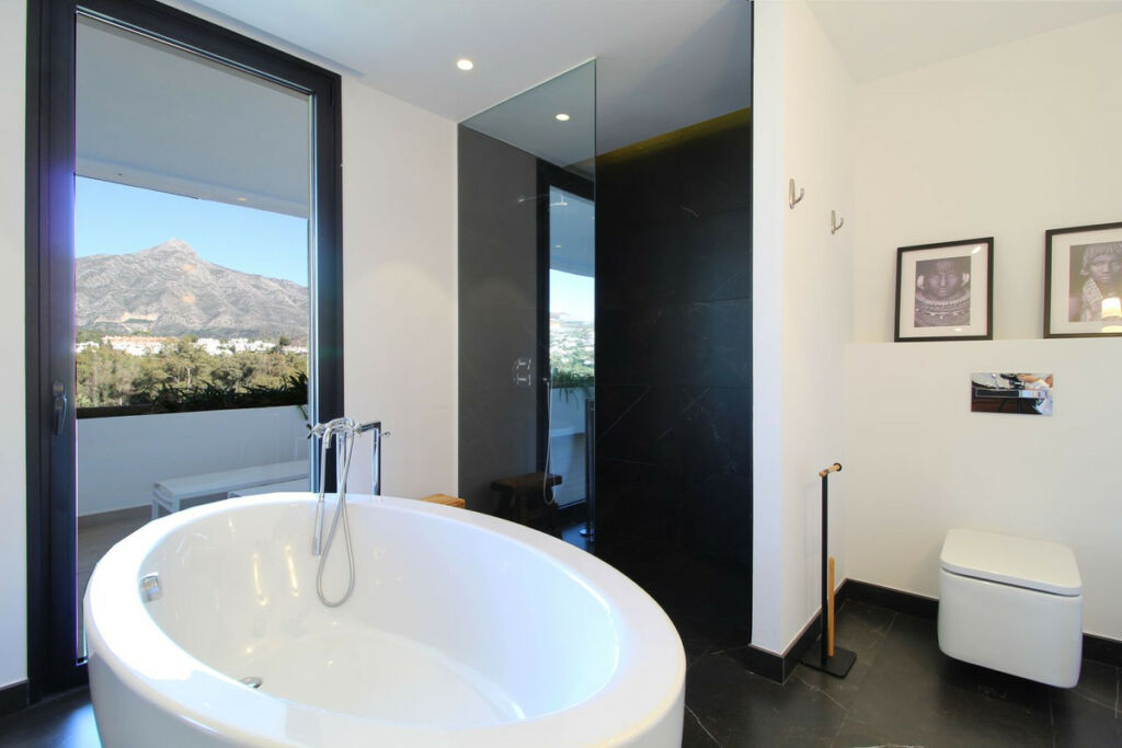 Penthouse Las Brisas Málaga - image 12