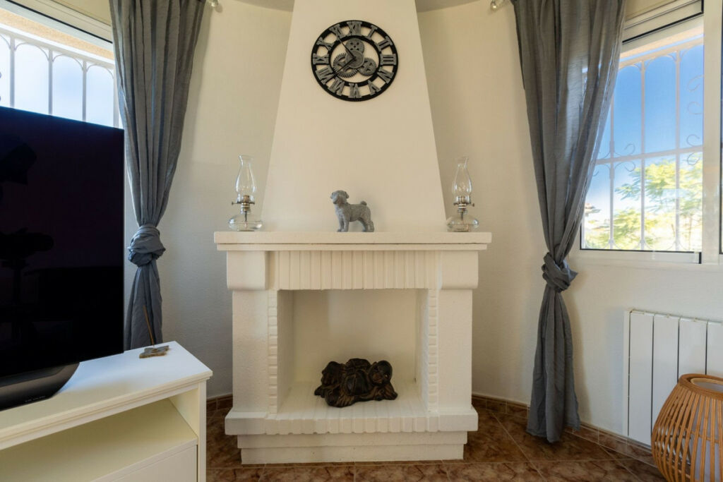 Detached Villa Benijofar Alicante - image 6