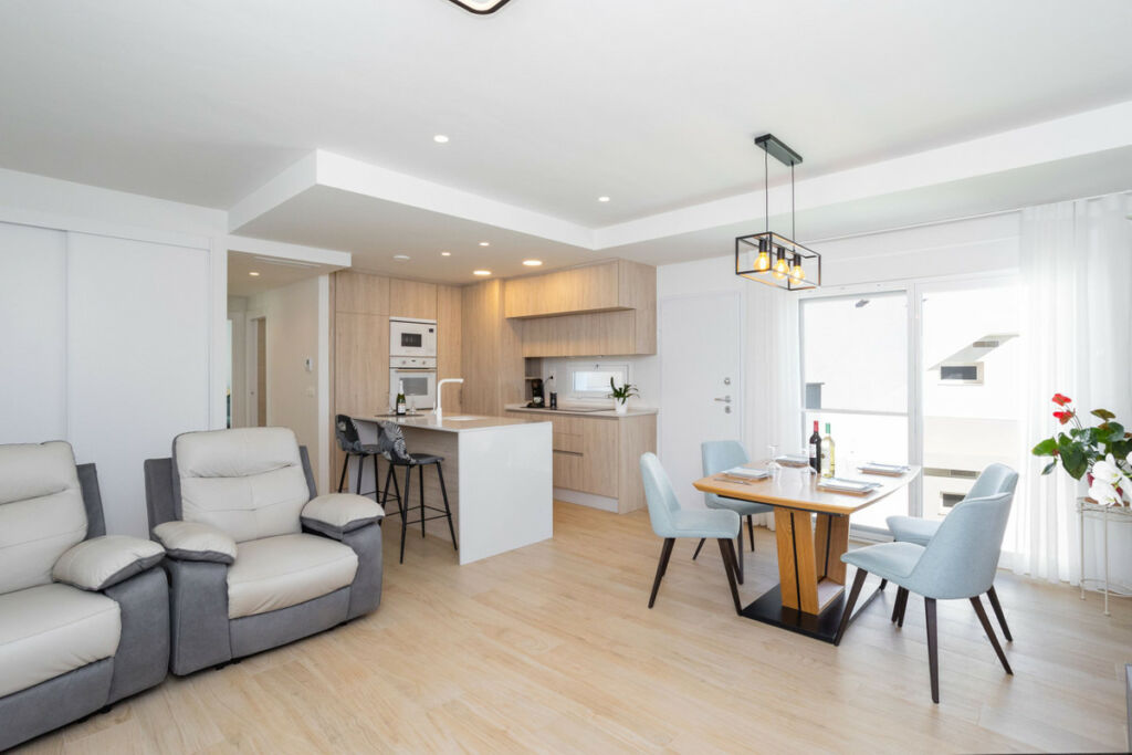 Top Floor Apartment Villamartin Alicante