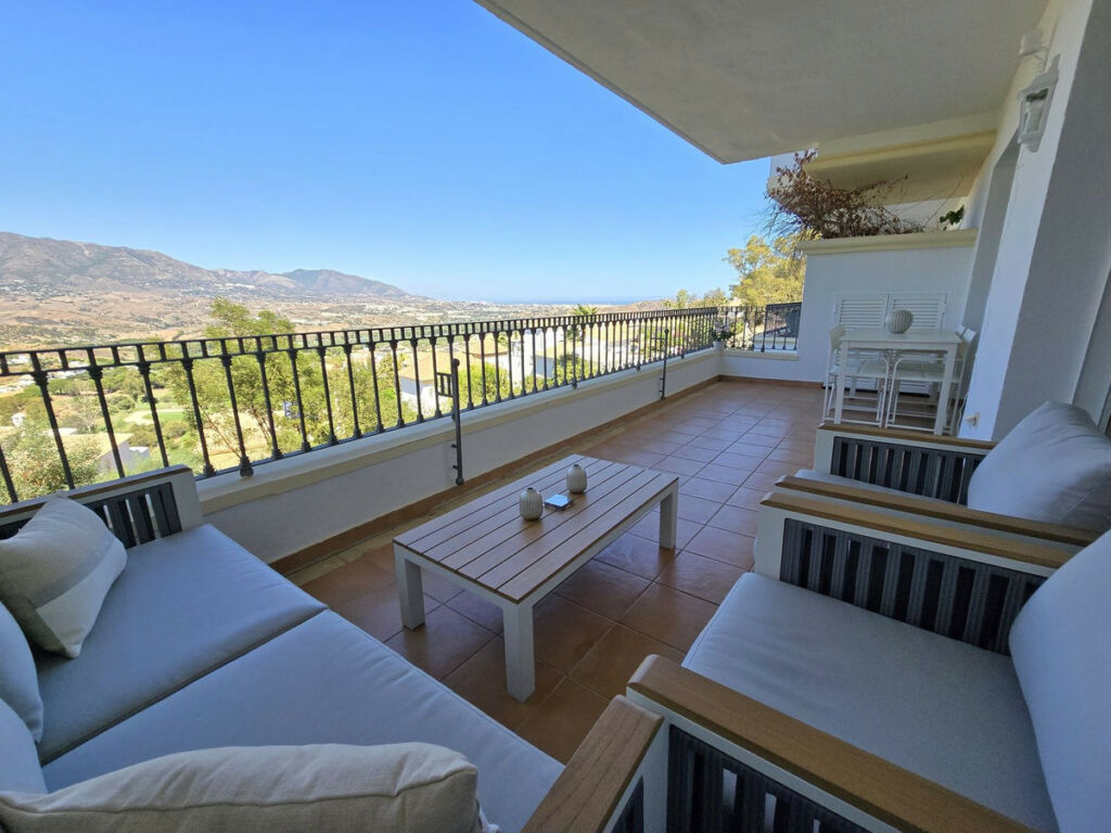Middle Floor Apartment La Cala Golf Málaga - image 6