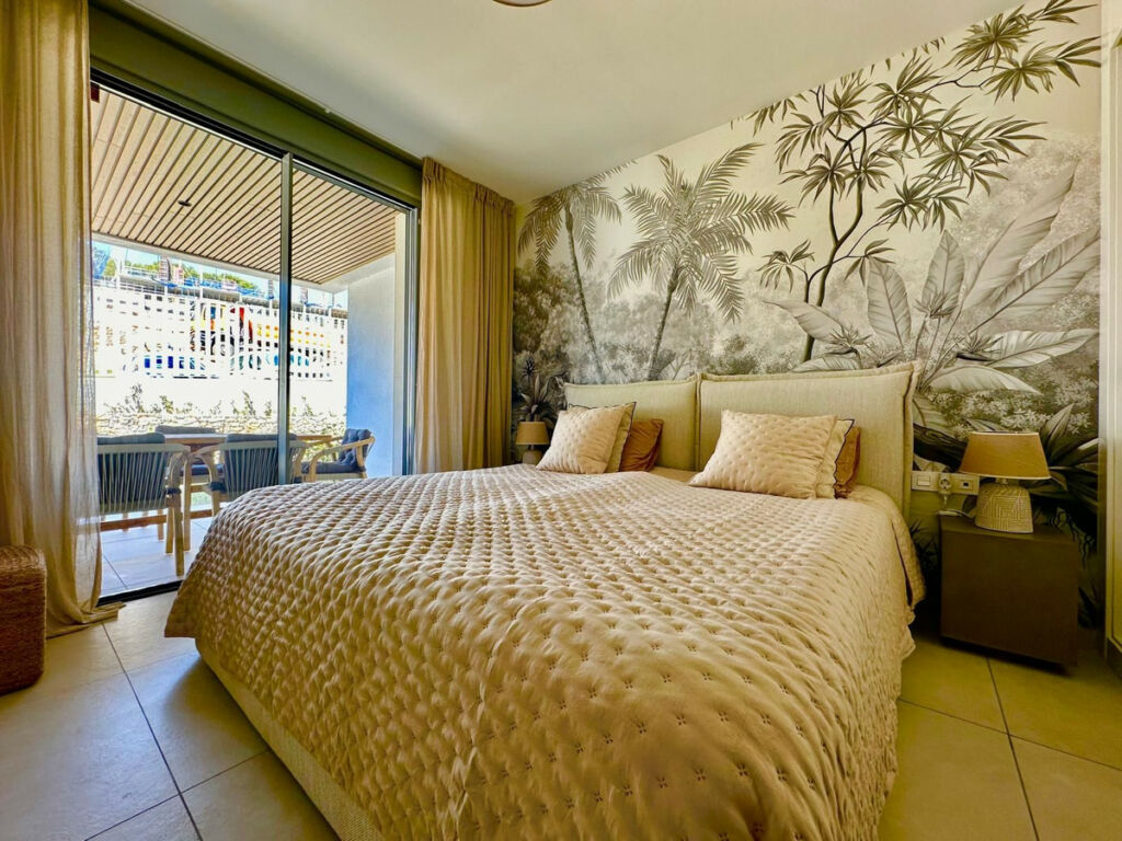 Ground Floor Apartment Elviria Málaga - image 6