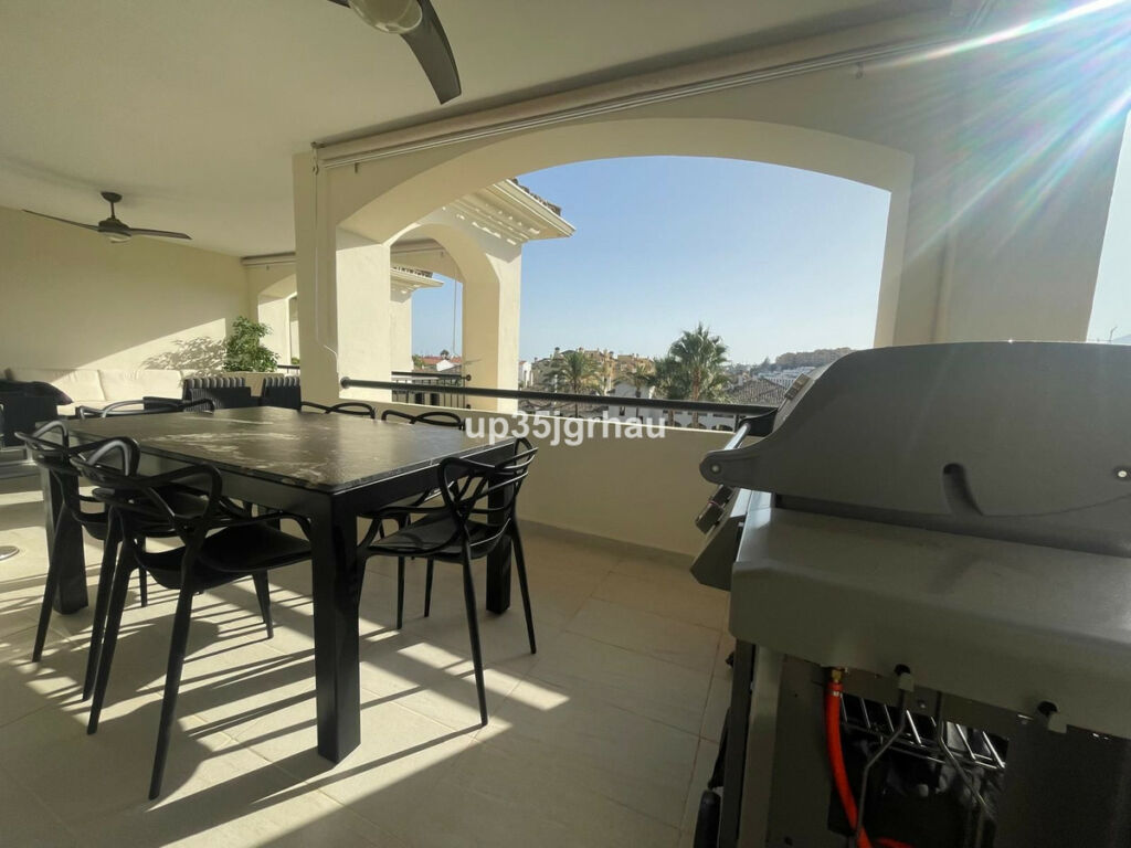 Penthouse Selwo Málaga - image 6