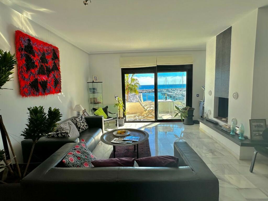 Penthouse Puerto Banús Málaga - image 7