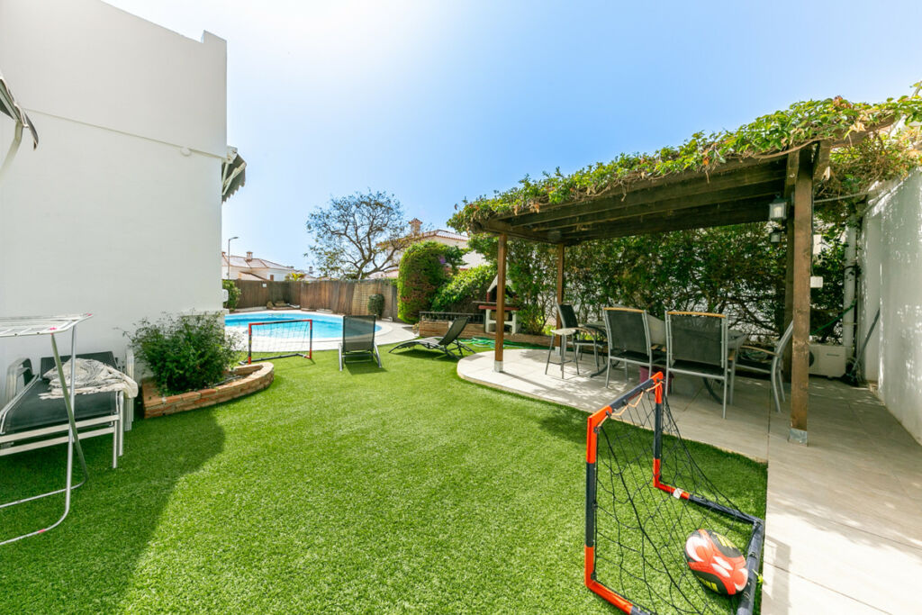 Semi-Detached House Fuengirola Málaga - image 8