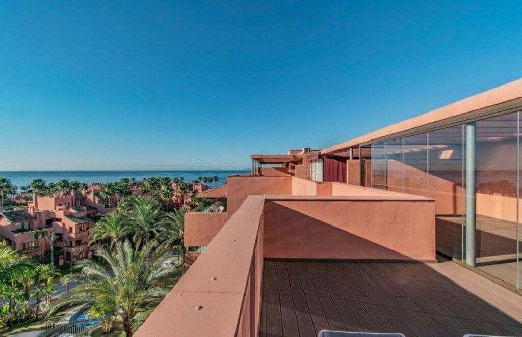 Penthouse Duplex Estepona Málaga - image 9