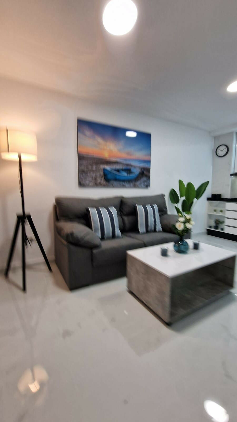 Middle Floor Apartment Fuengirola Málaga - image 7