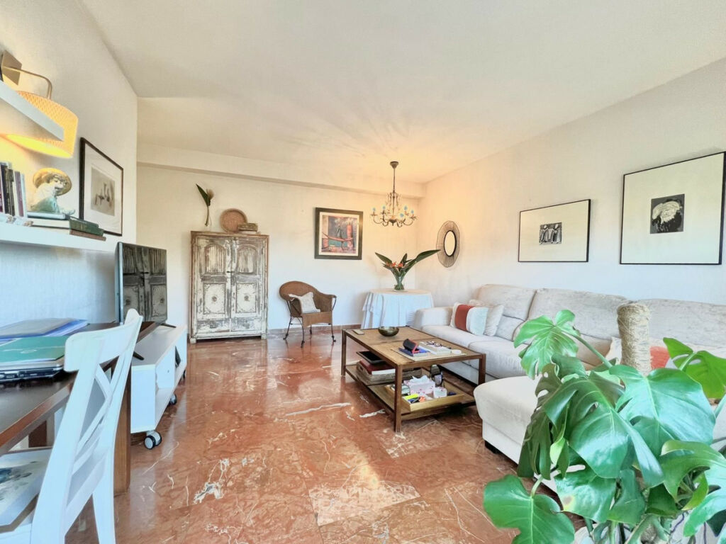 Middle Floor Apartment Las Chapas Málaga - image 7