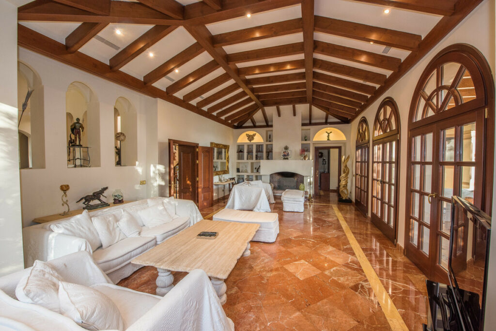 Detached Villa La Zagaleta Málaga - image 8