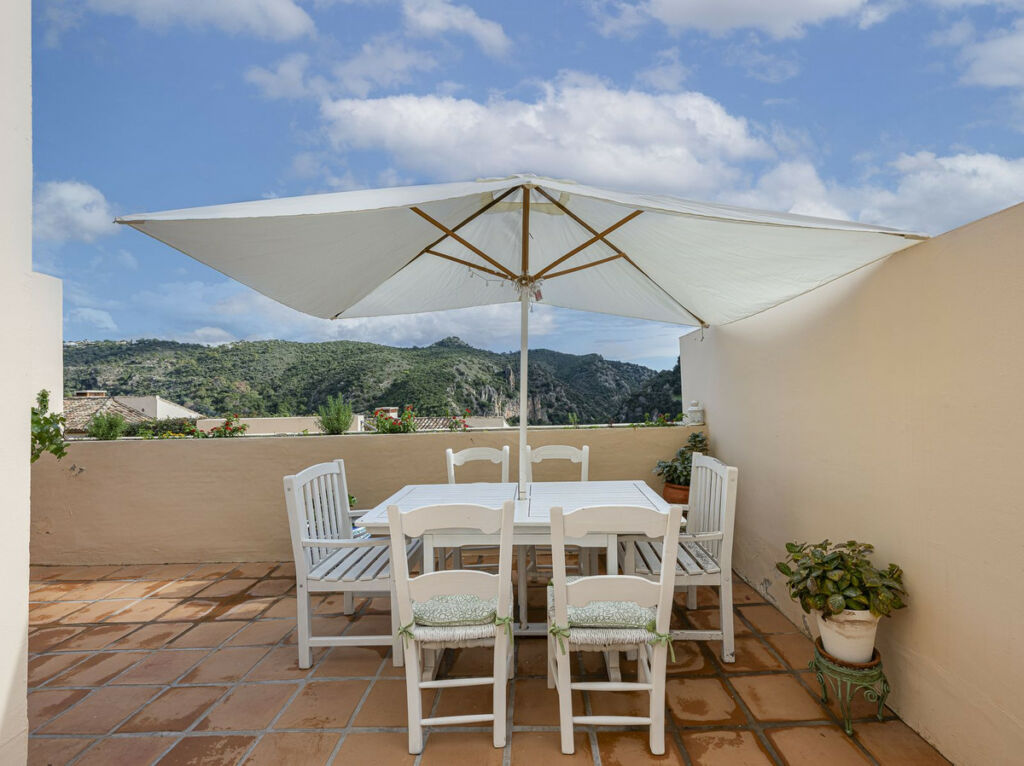 Semi-Detached House Benahavís Málaga - image 10