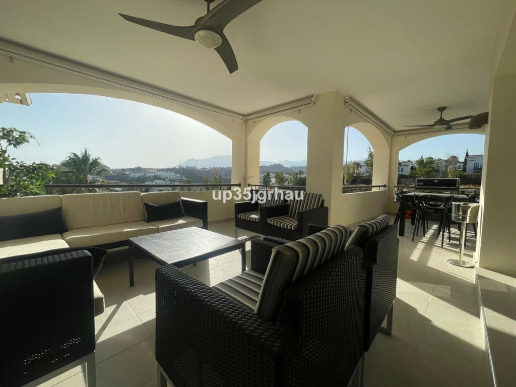 Penthouse Selwo Málaga - image 8