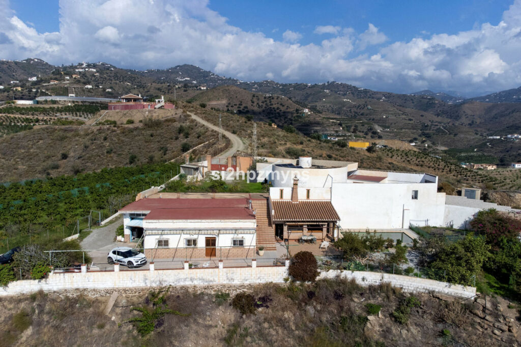 Detached Villa Algarrobo Málaga - image 9