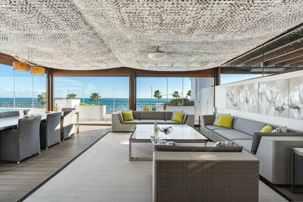 Penthouse Estepona Málaga - image 9