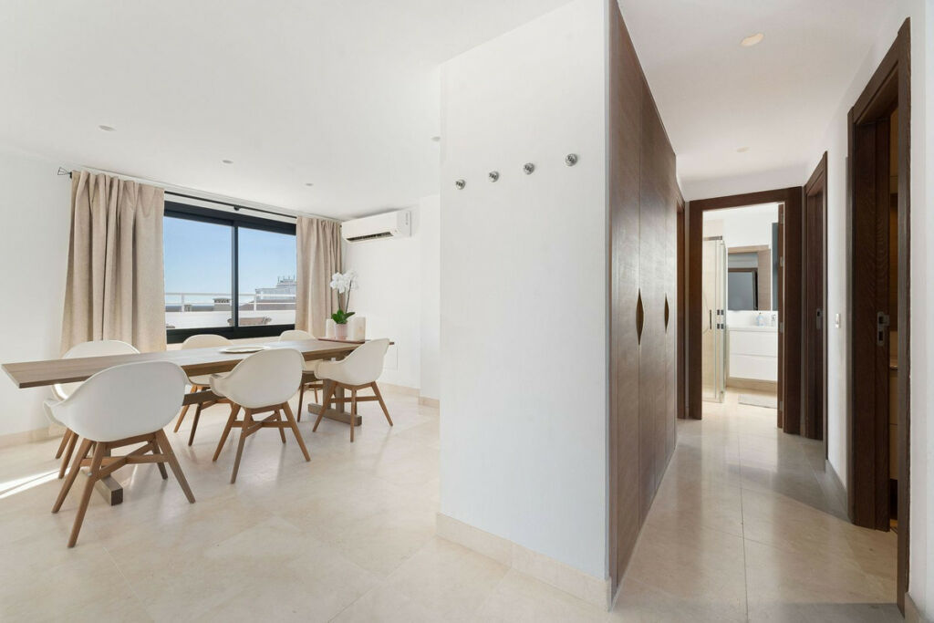Penthouse Estepona Málaga - image 9