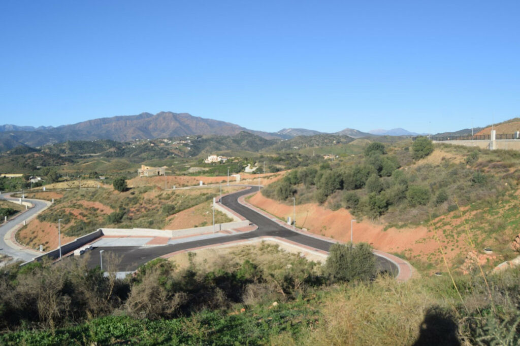 Residential Plot Mijas Golf Málaga - image 9