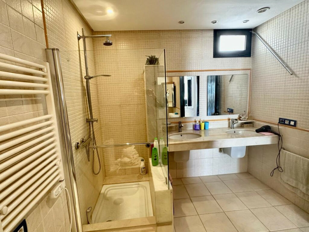 Penthouse Puerto Banús Málaga - image 9