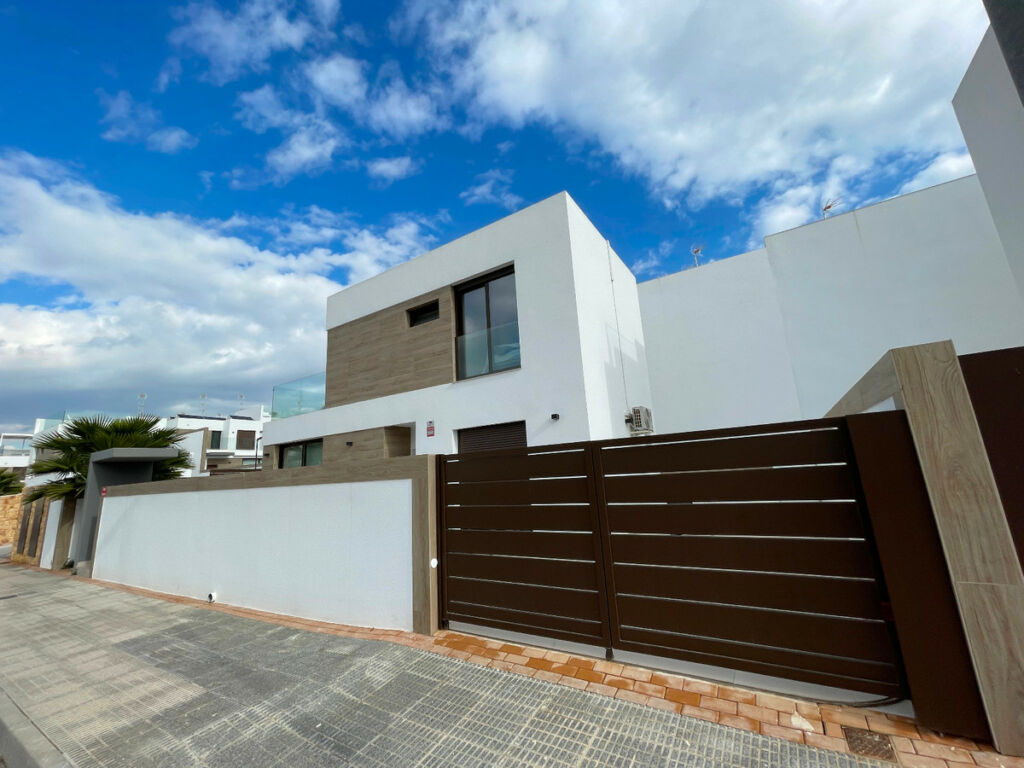 Detached Villa Benijofar Alicante