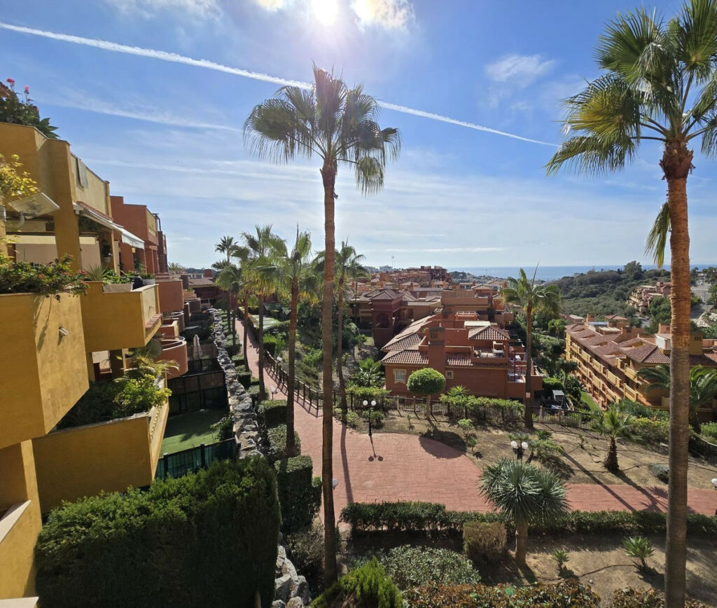 Middle Floor Apartment Reserva de Marbella Málaga