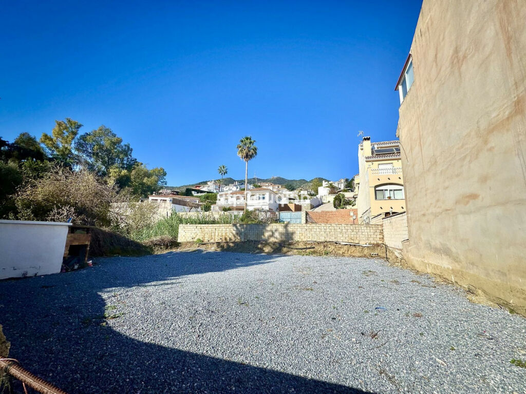 Residential Plot Benalmadena Pueblo Málaga - image 2