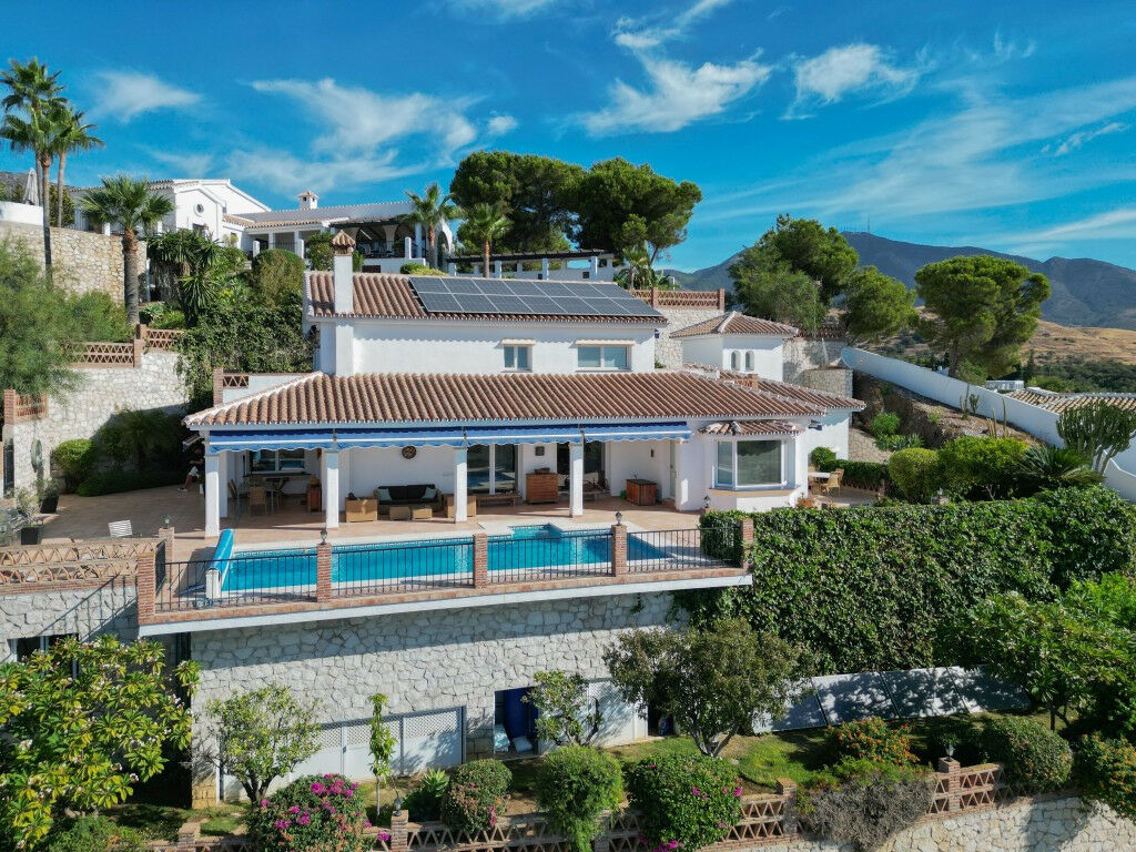 Detached Villa Mijas Málaga - image 10