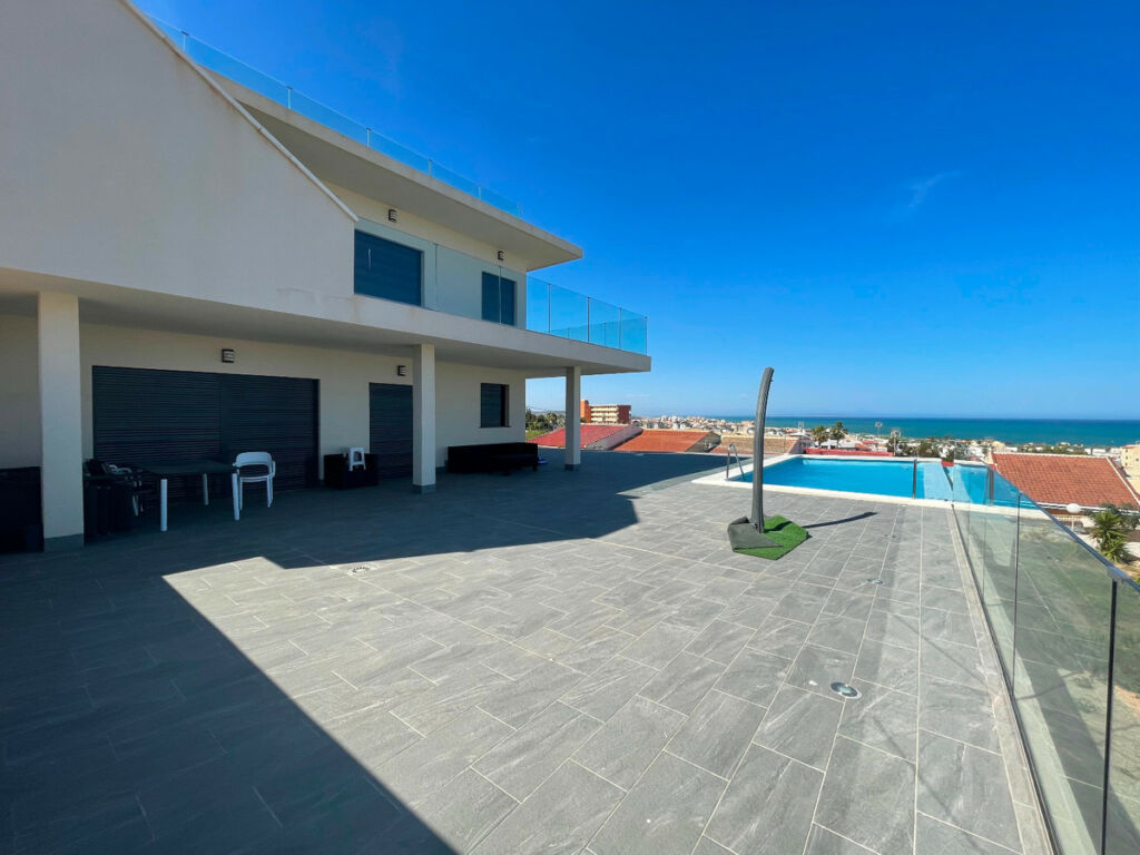 Detached Villa La Mata Alicante