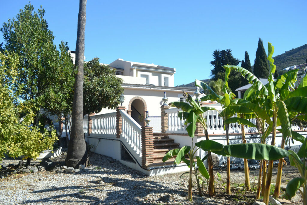 Detached Villa Alhaurín de la Torre Málaga - image 2