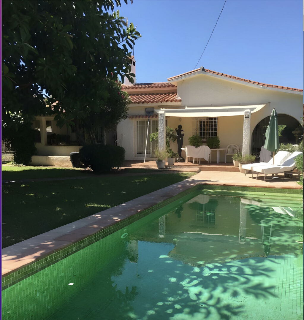 Detached Villa San Pedro de Alcántara Málaga - image 4