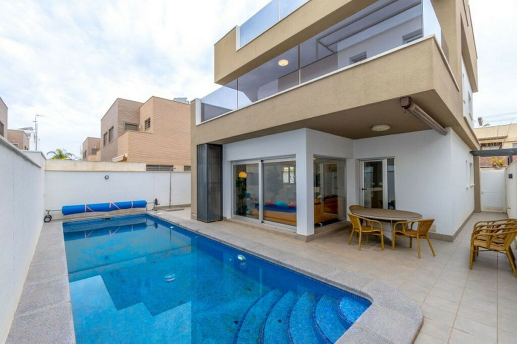 Detached Villa Torre de la Horadada Alicante