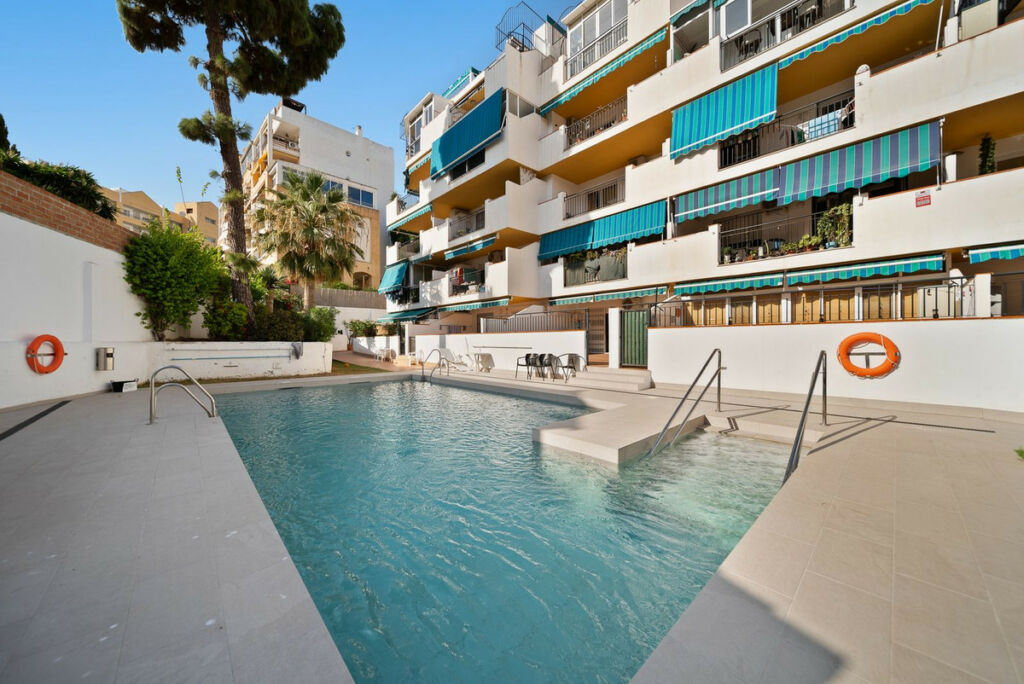 Middle Floor Apartment Benalmadena Málaga