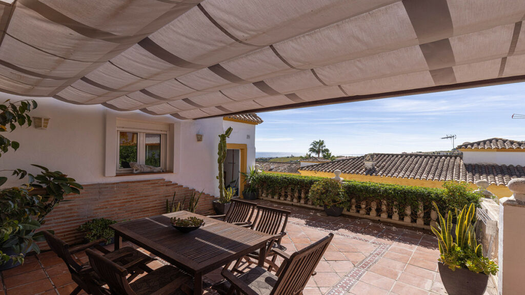Townhouse Manilva Málaga - image 5