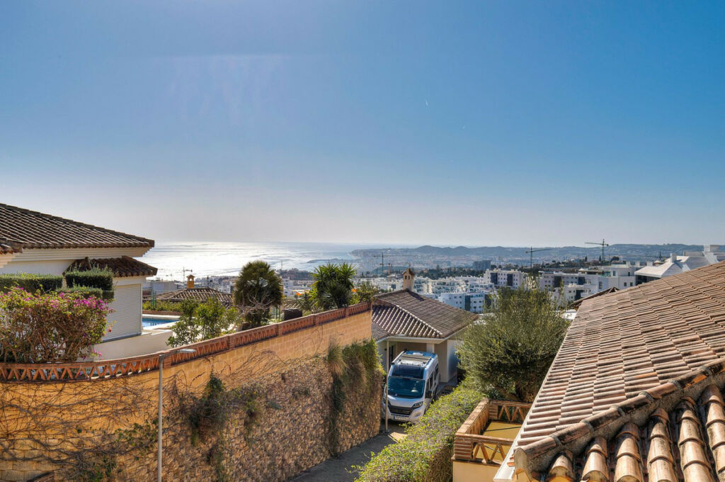 Detached Villa Benalmadena Málaga - image 29