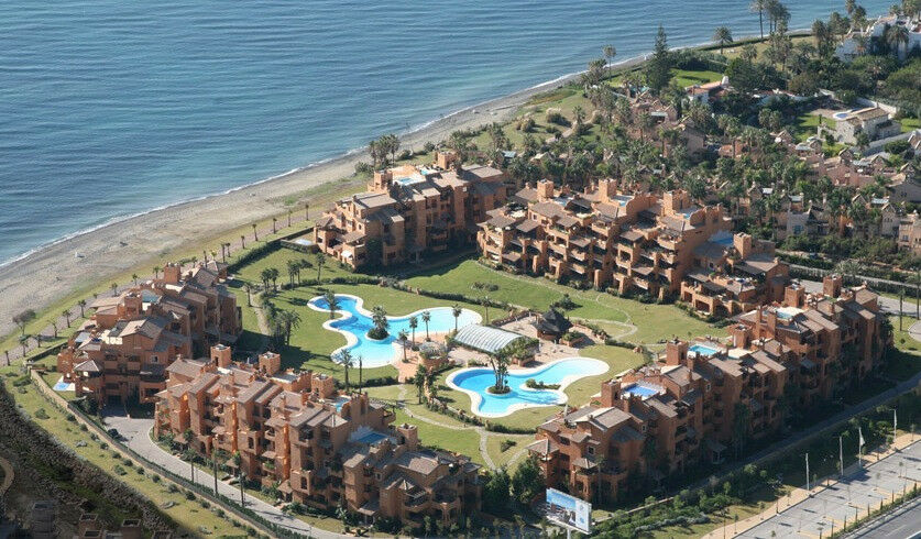 Top Floor Apartment Estepona Málaga