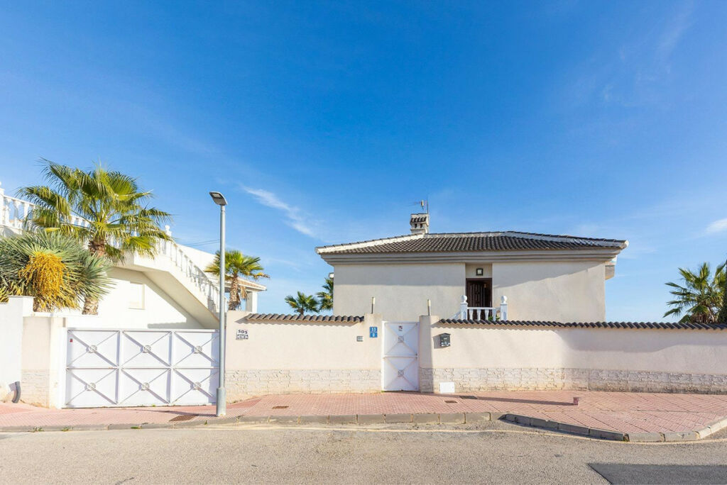 Detached Villa Rojales Alicante - image 2