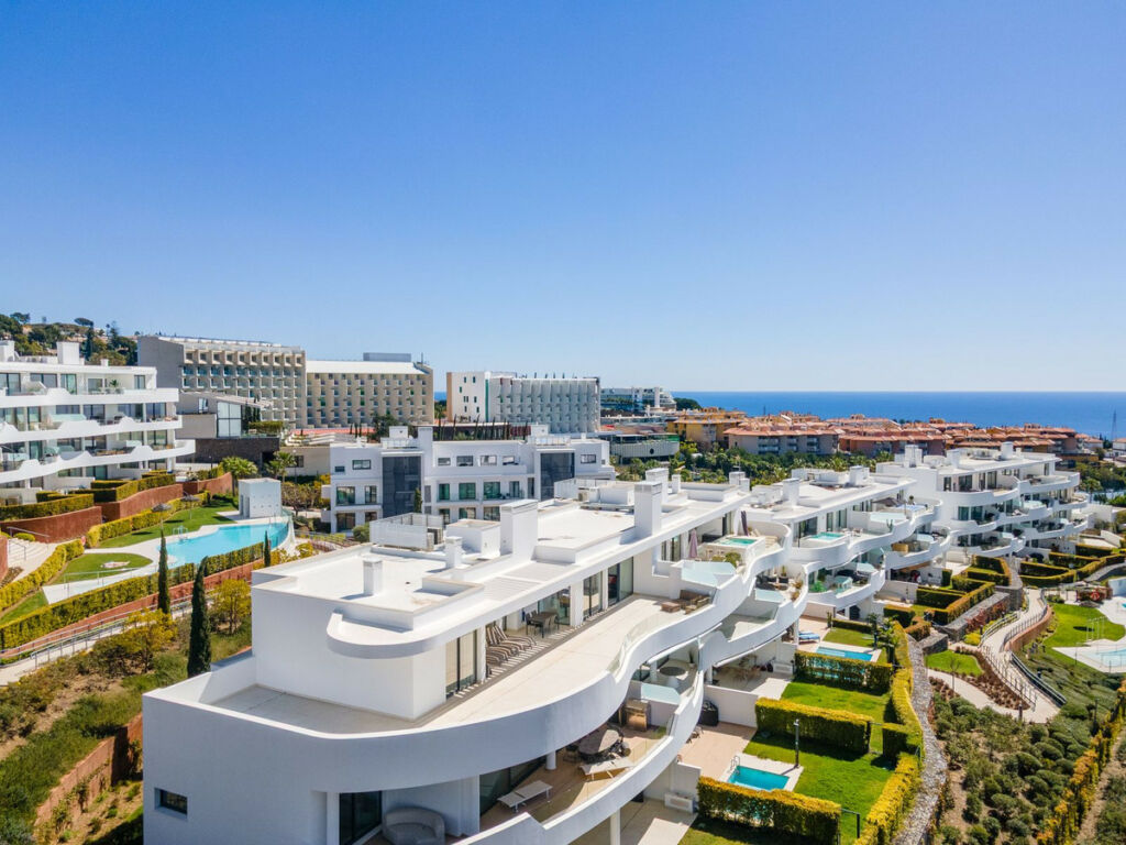 Penthouse Fuengirola Málaga - image 5