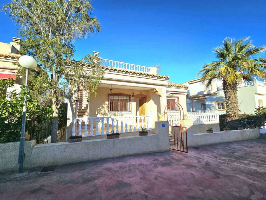 Detached Villa Montemar Alicante