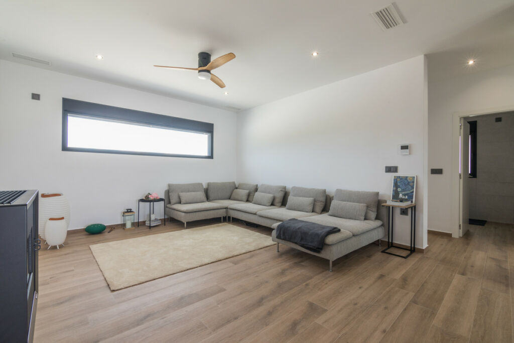 Detached Villa Aspe Alicante - image 10