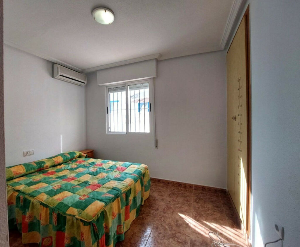Townhouse Los Altos Alicante - image 11
