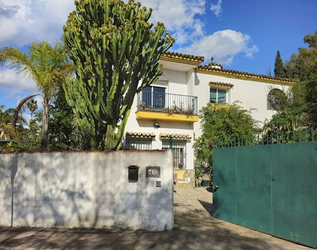 Detached Villa San Pedro de Alcántara Málaga - image 10