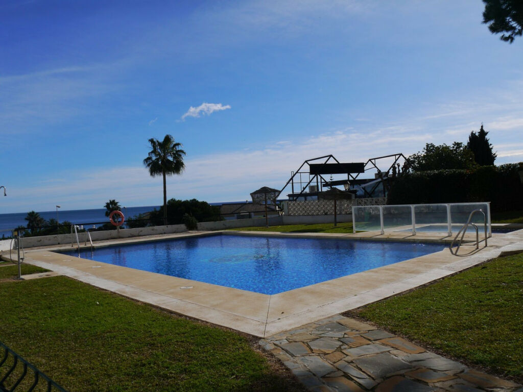 Ground Floor Apartment Torrenueva Málaga - image 10