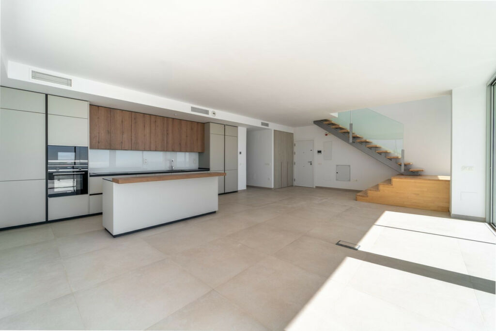 Penthouse Duplex Benalmadena Pueblo Málaga - image 10