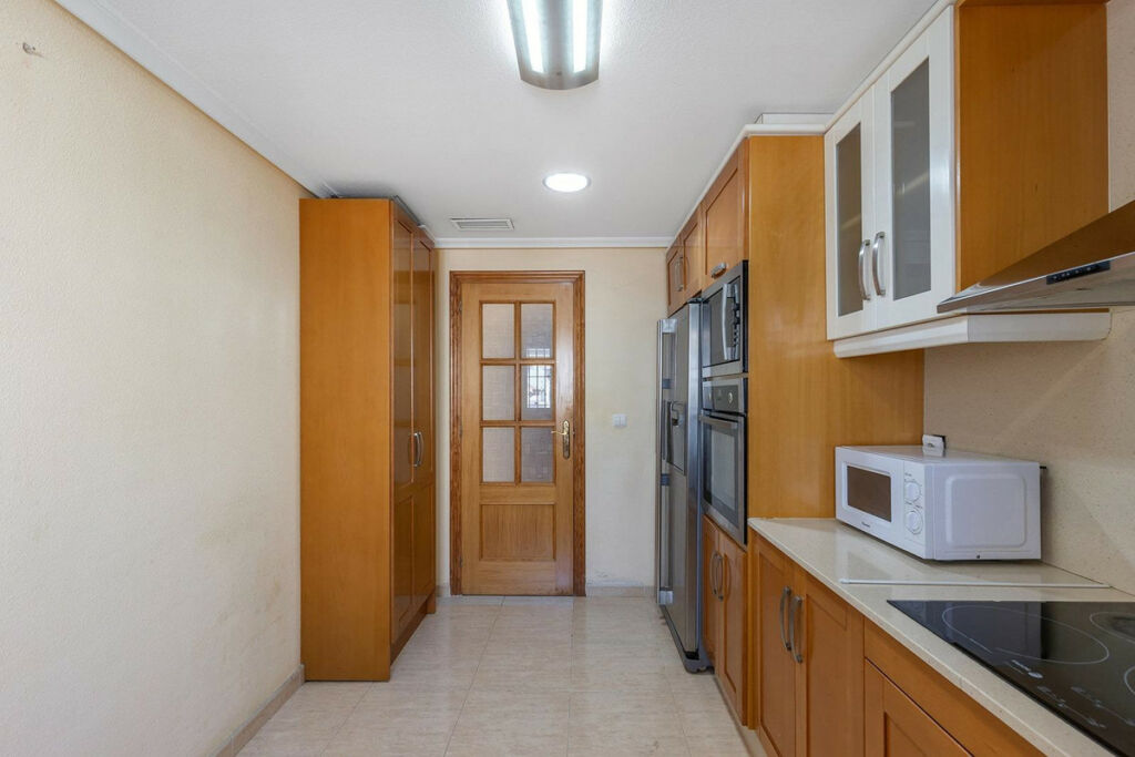 Detached Villa Rojales Alicante - image 11