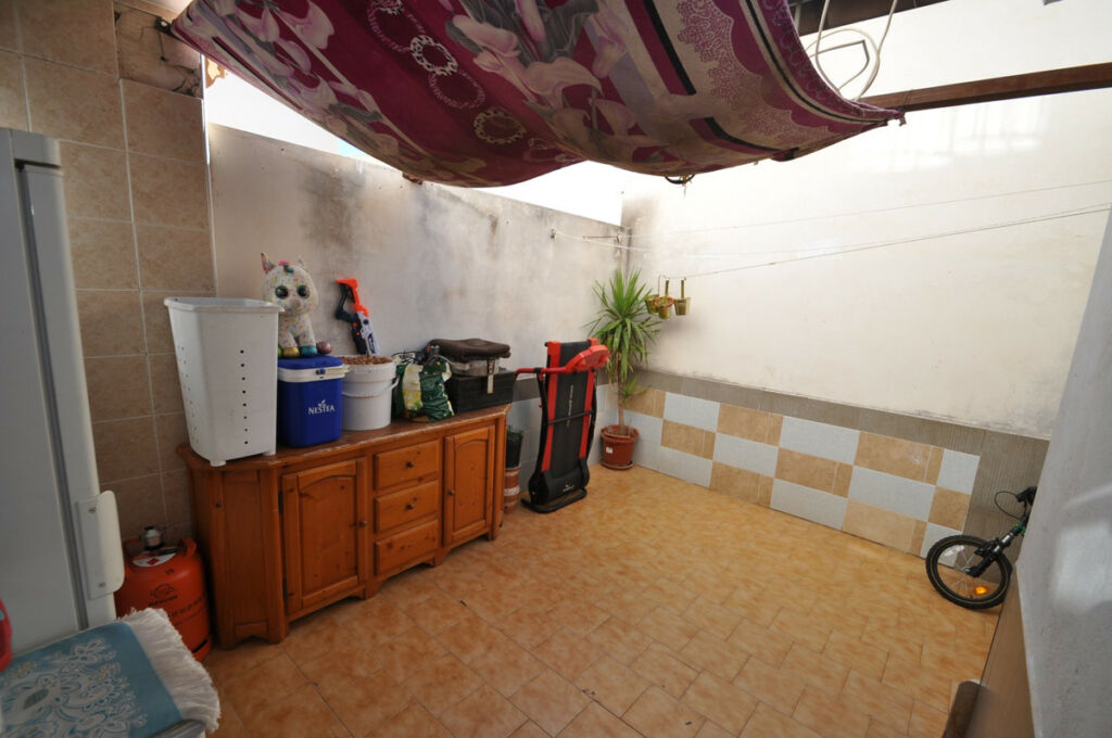 Townhouse Pinoso Alicante - image 10