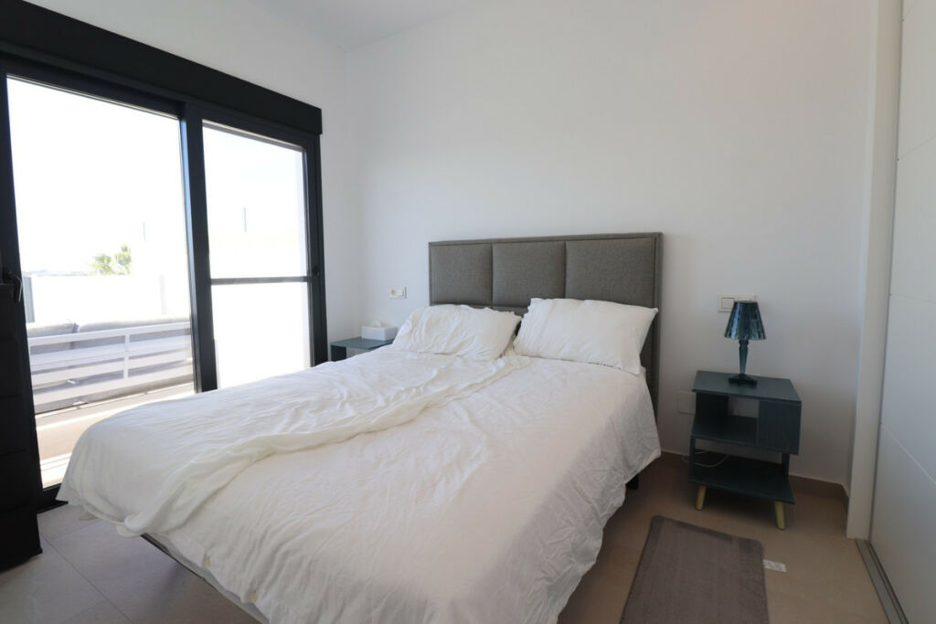 Townhouse Benijofar Alicante - image 10