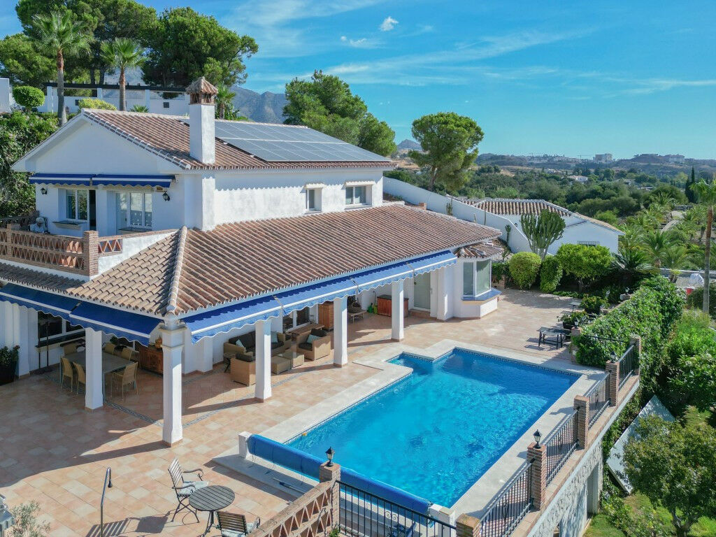 Detached Villa Mijas Málaga - image 2
