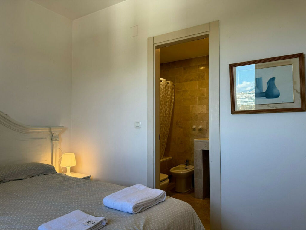Townhouse La Cala de Mijas Málaga - image 10