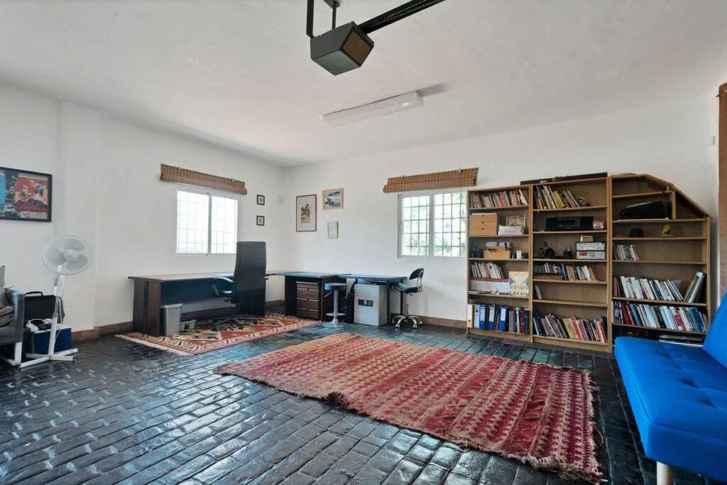 Finca - Cortijo Alhaurín de la Torre Málaga - image 10