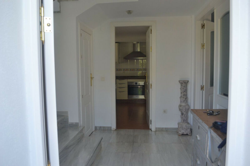 Semi-Detached House Alhaurin Golf Málaga - image 11